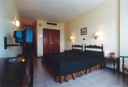 Al-Mar Hotel Algeciras Room photo
